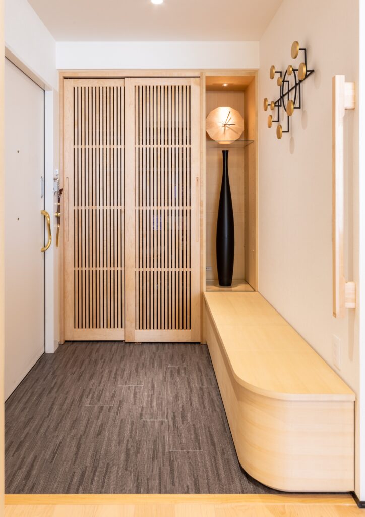 芦屋市 Y様邸 玄関・リビング収納造作事例